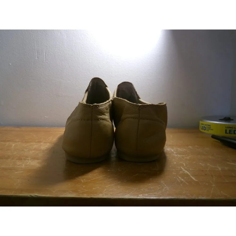 Pre-Owned Dance Jazz Shoes Revolution 656 Kid 4M Tan Pull On Leather Split Sole